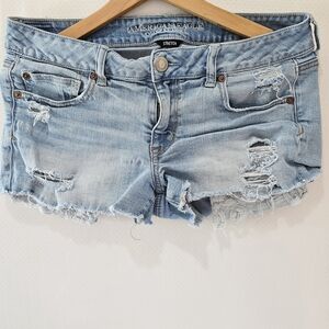 American Eagle Outfitters Blue Light Wash Jean Shorts